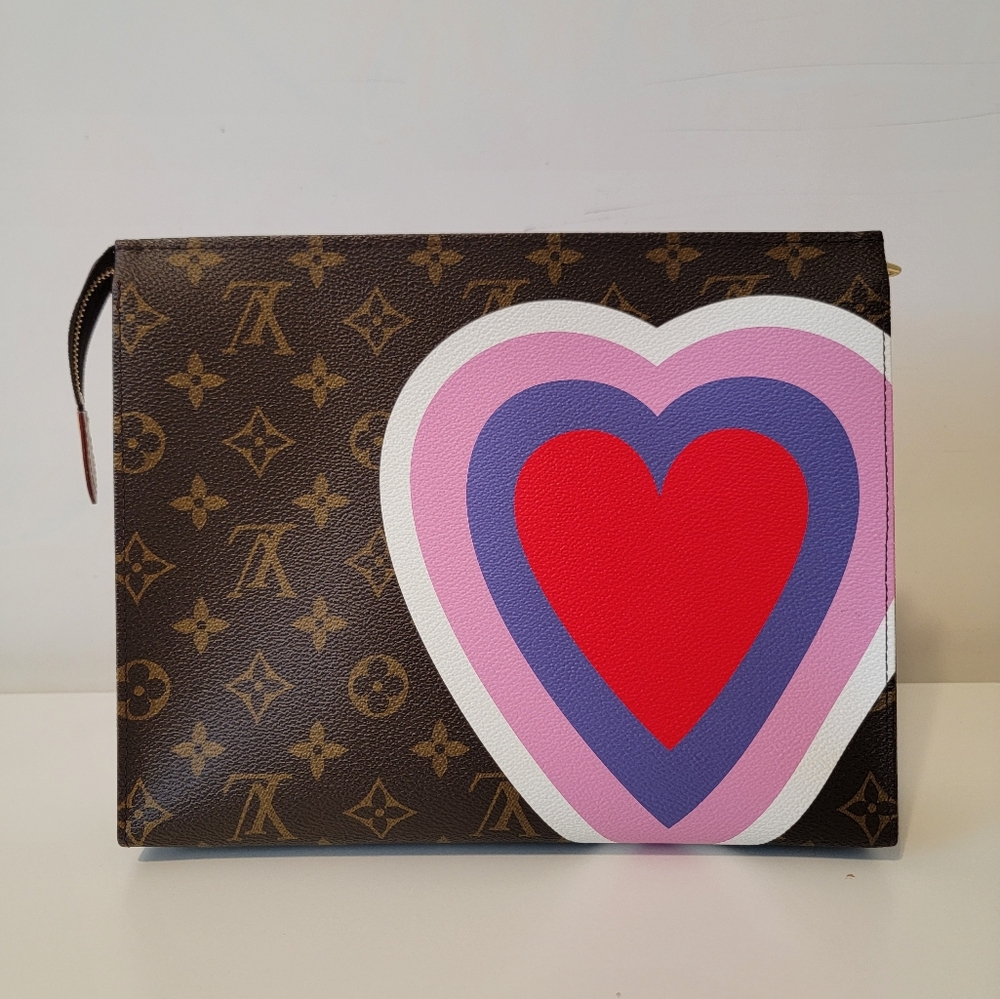 Louis vuitton toiletry 26 game on